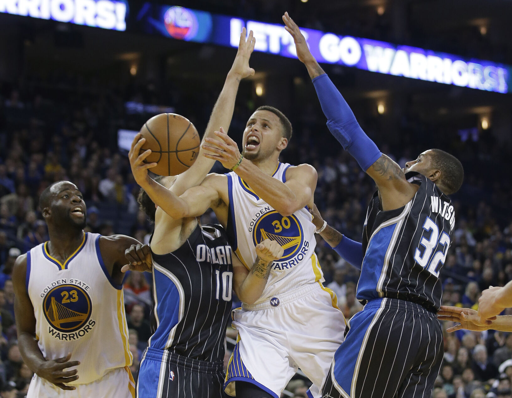 2016: Stephen Curry becomes first player in NBA history to make 300 3-pointers in a season